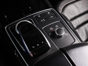 Внедорожник Mercedes-benz GLE-класс AMG Coupe 2017 года, 4499000 рублей, Красный Пахарь