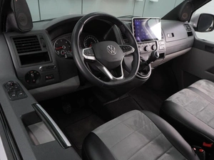 Минивэн Volkswagen Caravelle 2011 года, 2334000 рублей, Воронеж