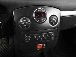 Хетчбэк Renault Clio 2006 года, 639000 рублей, Ставрополь