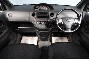 Минивэн Toyota Sienta 2013 года, 1169000 рублей, Новосибирск