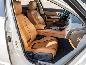 Седан Jaguar XF 2013 года, 1190000 рублей, Краснодар