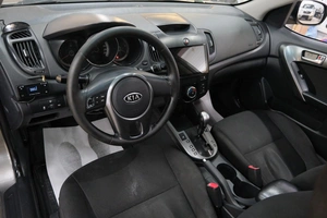 Седан Kia Cerato 2009 года, 749000 рублей, Омск