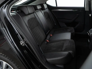 Лифтбек Skoda Superb 2021 года, 2227077 рублей, Москва