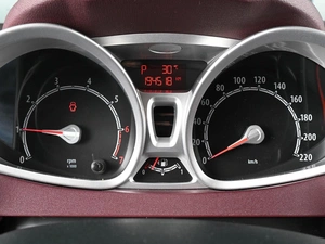 Хетчбэк Ford Fiesta 2010 года, 799000 рублей, Ростов-на-Дону