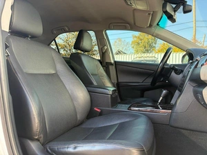 Седан Toyota Camry 2015 года, 1990000 рублей, Ижевск