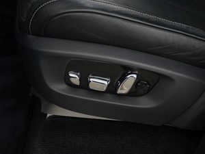 Внедорожник Rolls-Royce Cullinan 2019 года, 30550090 рублей, Москва