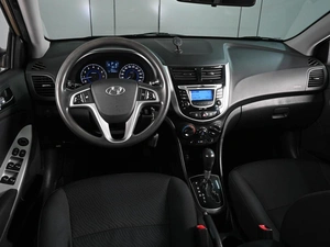 Седан Hyundai Solaris 2013 года, 1059000 рублей, Аксай