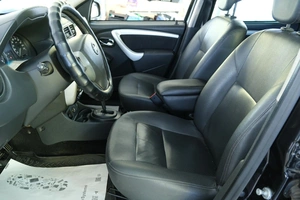 Внедорожник Nissan Terrano 2014 года, 1149000 рублей, Омск