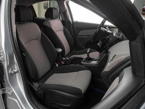 Седан Chevrolet Cruze 2012 года, 679000 рублей, Тюмень