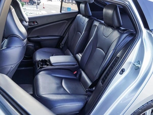 Лифтбек Toyota Prius 2017 года, 2310000 рублей, Краснодар