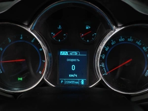 Седан Chevrolet Cruze 2013 года, 799000 рублей, Воронеж