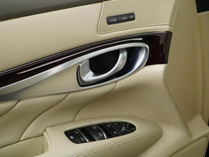 Седан Infiniti Q70 2016 года, 2299050 рублей, Москва