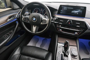Седан BMW 5 серия 2019 года, 4099000 рублей, Красноярск