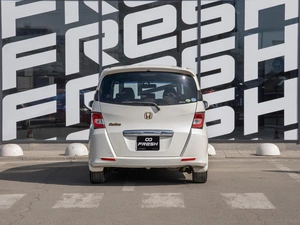 Минивэн Honda Freed 2012 года, 999000 рублей, Краснодар
