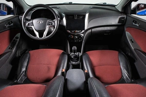 Хетчбэк Hyundai Solaris 2011 года, 689000 рублей, Сургут