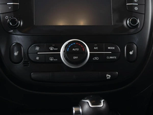 Внедорожник Kia Soul 2019 года, 1690000 рублей, Омск