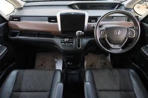 Минивэн Honda Freed 2020 года, 1939000 рублей, Омск