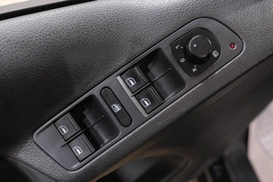 Внедорожник Volkswagen Tiguan 2011 года, 849000 рублей, Новокузнецк