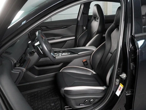 Лифтбек Changan UNI-V 2024 года, 2098000 рублей, Красный Пахарь