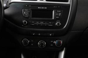 Хетчбэк Kia Rio 2012 года, 949000 рублей, Красноярск