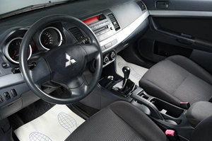 Седан Mitsubishi Lancer 2011 года, 1049000 рублей, Тюмень