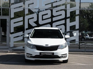 Хетчбэк Kia Rio 2015 года, 915000 рублей, Волгоград