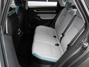 Седан Geely Emgrand 2023 года, 1700000 рублей, Краснодар