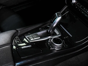 Седан BMW 5 серия 2012 года, 1699000 рублей, Аксай