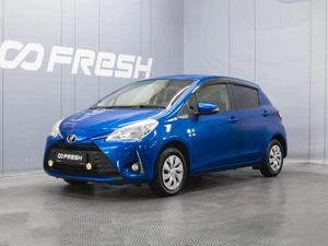 Хетчбэк Toyota Vitz 2017 года, 885000 рублей, Омск