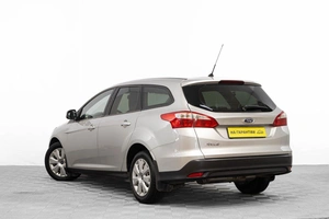 Универсал Ford Focus 2013 года, 999000 рублей, Барнаул