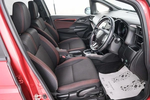 Хетчбэк Honda Fit 2017 года, 1469000 рублей, Красноярск