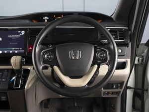 Минивэн Honda Stepwgn 2016 года, 1700000 рублей, Омск