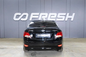 Седан Hyundai Solaris 2011 года, 679000 рублей, Ульяновск