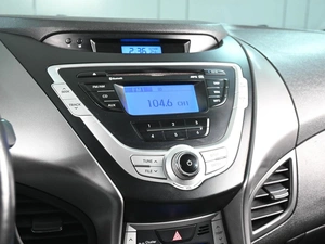 Седан Hyundai Avante 2012 года, 1269000 рублей, Аксай