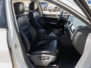 Внедорожник Volkswagen Touareg 2016 года, 3325000 рублей, Краснодар