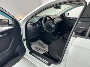 Хэтчбек 4 дв. Skoda Rapid 2019 года, 1250000 рублей, Смоленск