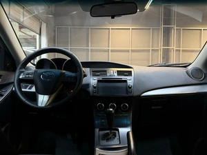 Седан Mazda 3 2012 года, 927000 рублей, Красноярск