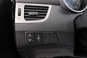 Седан Hyundai Elantra 2012 года, 1019000 рублей, Красноярск