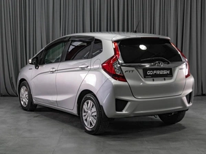 Хетчбэк Honda Fit 2016 года, 999000 рублей, Тюмень