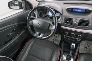 Хетчбэк Renault Megane 2013 года, 779000 рублей, Красноярск