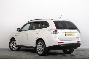 Внедорожник Mitsubishi Outlander 2013 года, 1779000 рублей, Томск