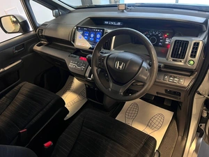 Минивэн Honda Stepwgn 2011 года, 1349000 рублей, Красноярск