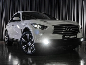 Внедорожник Infiniti QX70 2014 года, 2969000 рублей, Тюмень