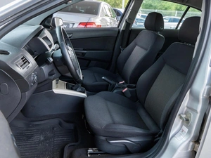 Хетчбэк Opel Astra 2007 года, 529000 рублей, Волгоград