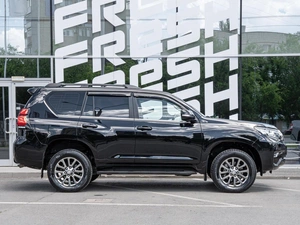 Внедорожник Toyota Land Cruiser Prado 2018 года, 4800000 рублей, Волгоград