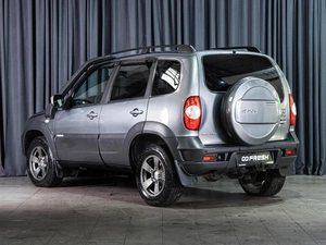 Внедорожник Chevrolet Niva 2017 года, 820000 рублей, Волгоград