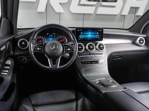 Внедорожник Mercedes-benz GLC-класс 2021 года, 4500000 рублей, Тюмень