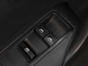 Седан Volkswagen Polo 2018 года, 1140000 рублей, Омск