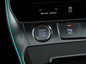 Седан Audi A6 2019 года, 3649077 рублей, Москва
