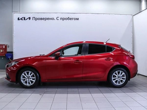 Хетчбэк Mazda 3 2015 года, 1400000 рублей, Красноярск